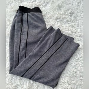 Lululemon Light Strides Crop 23" Heathered Core Dark Grey Size 4
